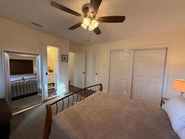 Residence photo 4