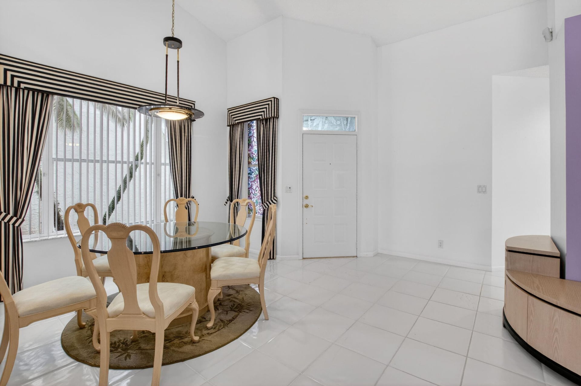 Residence photo 5