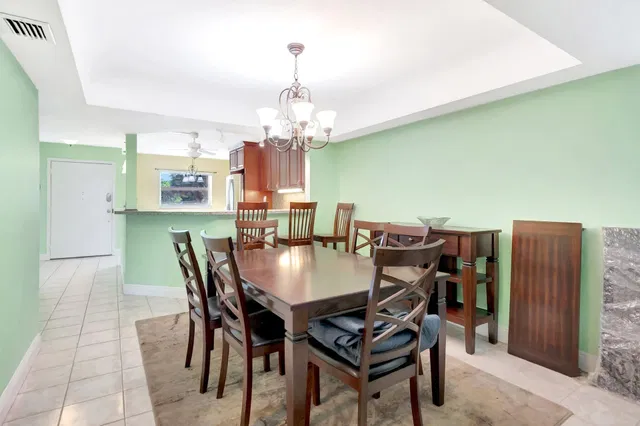 Unit 209 photo 6