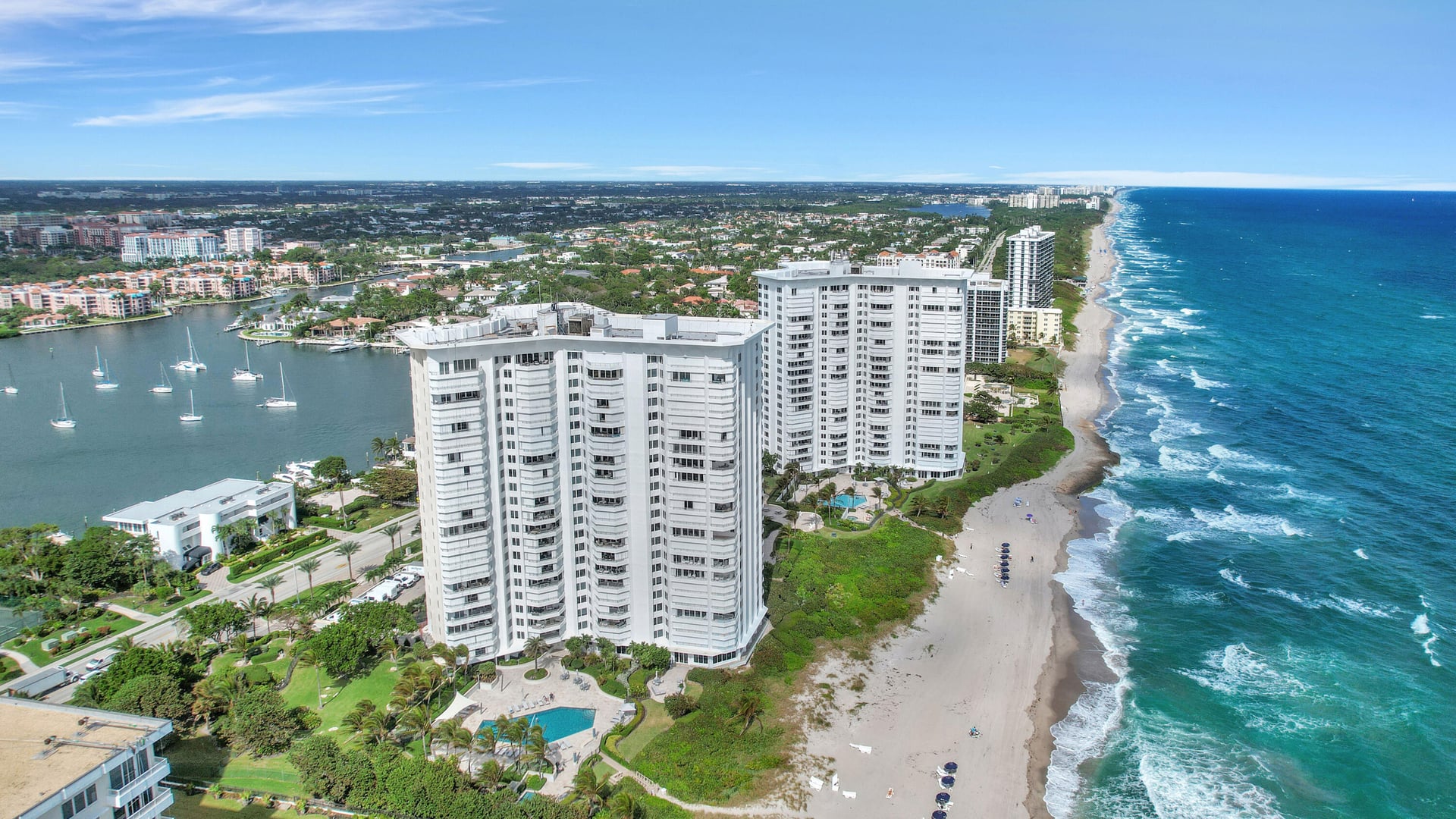 500 S Ocean Boca Unit 1009 photo 2