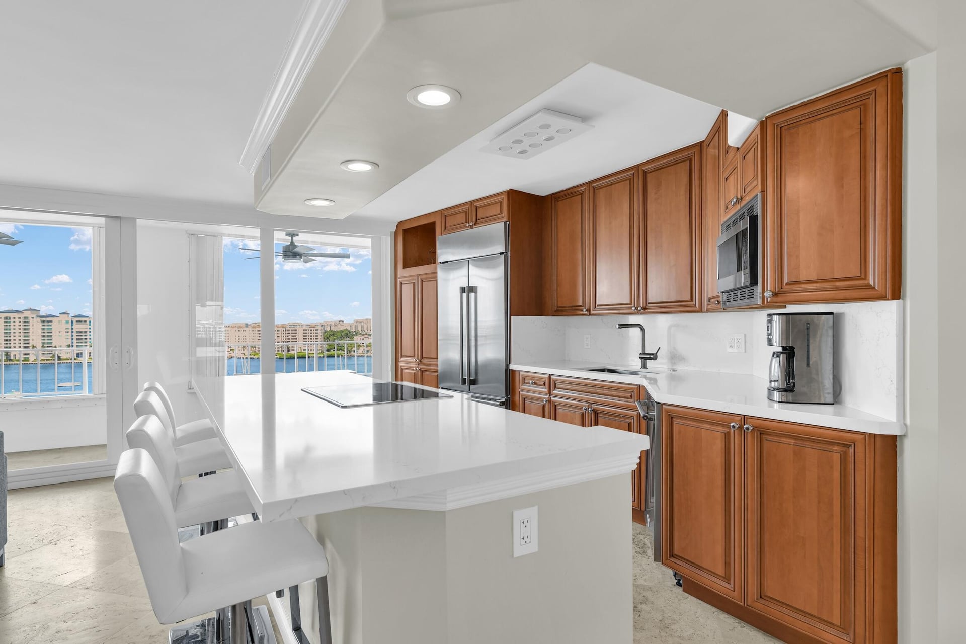 500 S Ocean Boca Unit 1009 photo 5