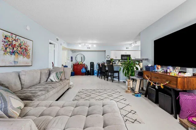  Unit 104 photo 12