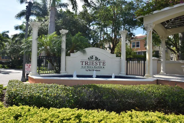 Residence photo 2