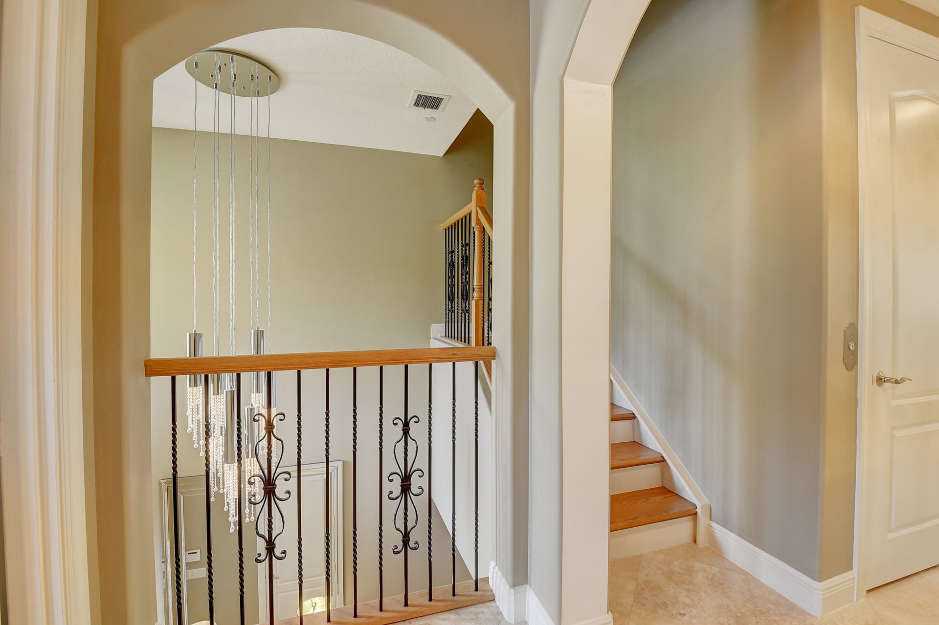 Residence photo 6