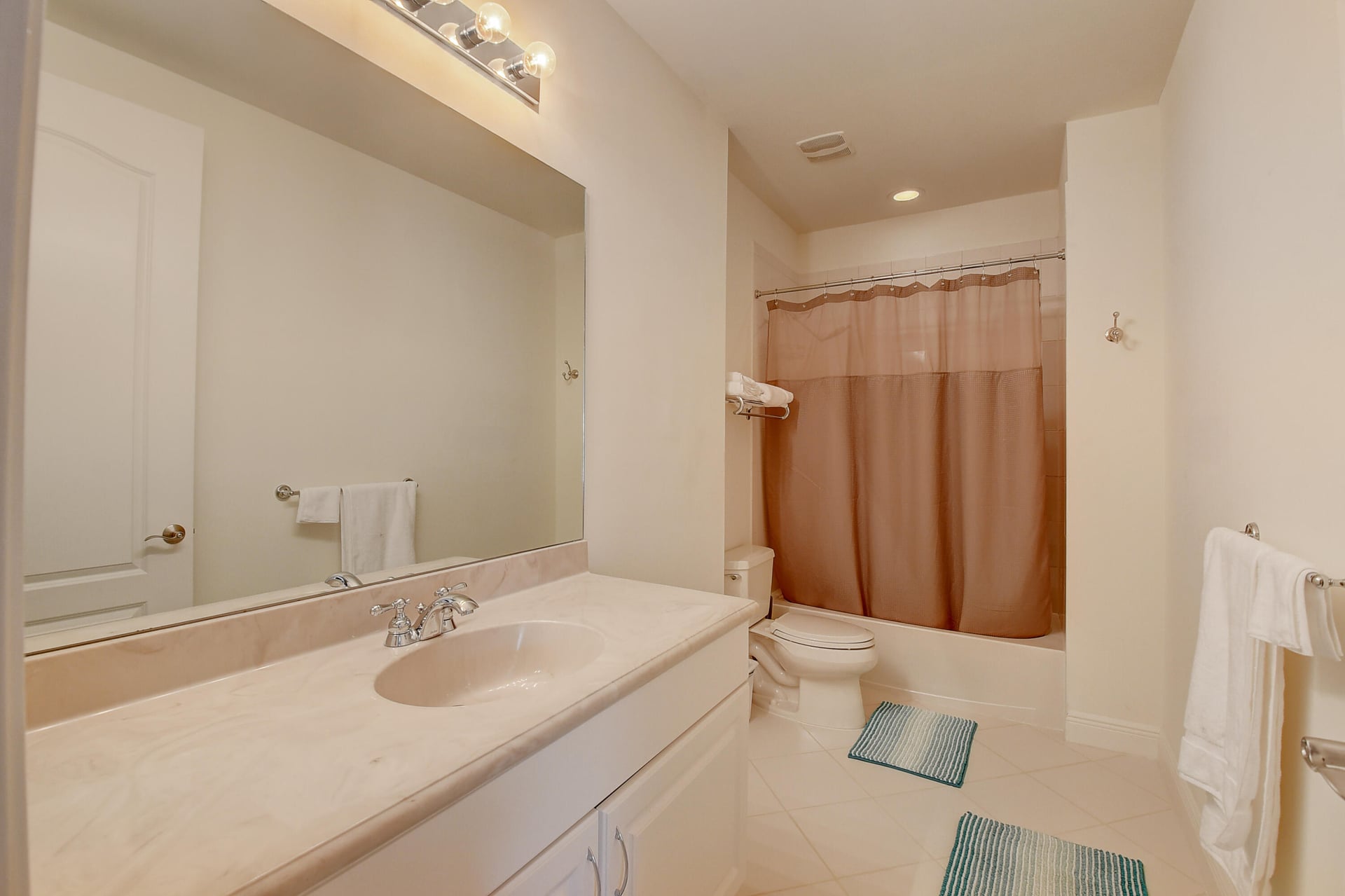 Residence photo 23