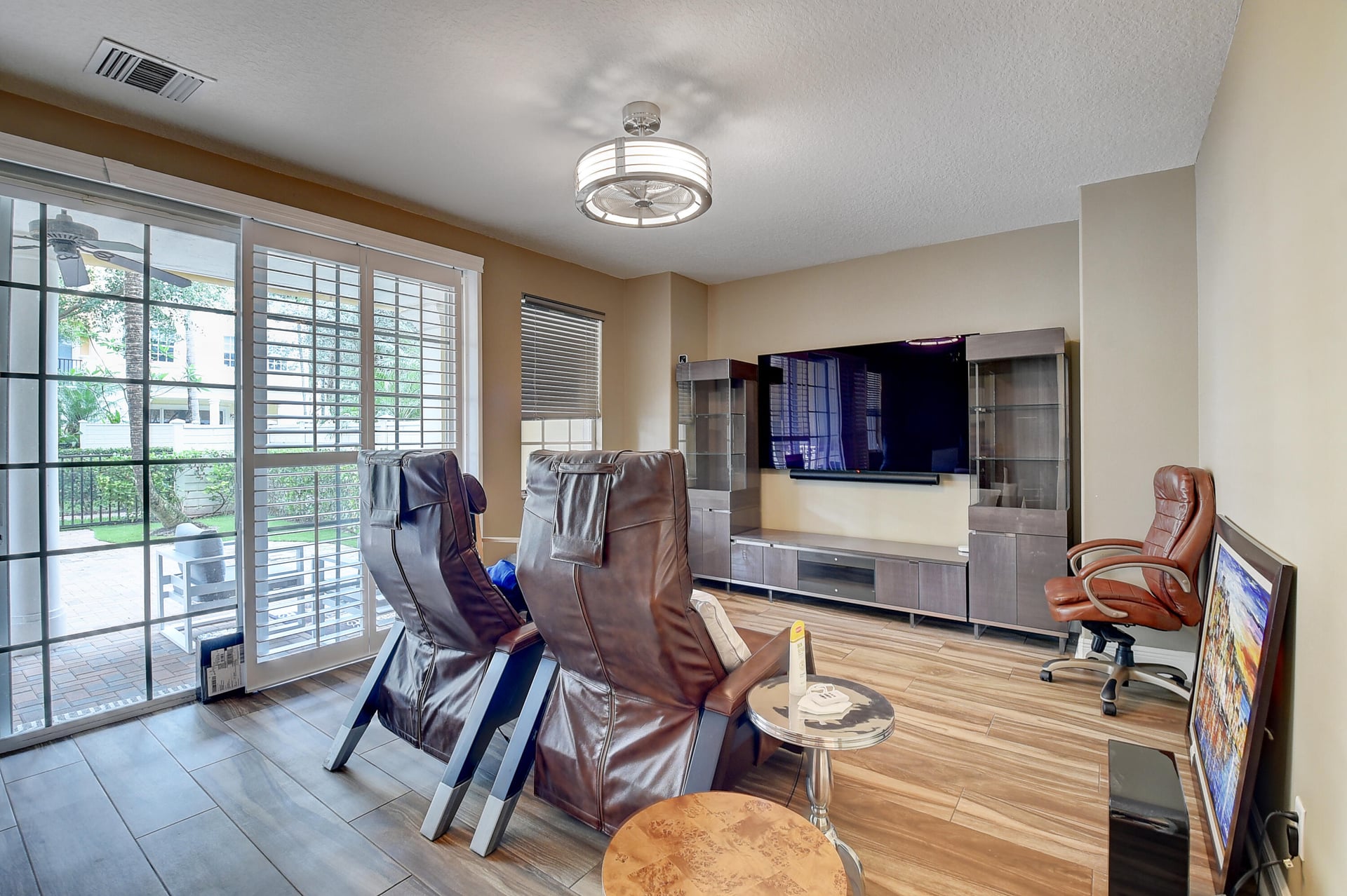 Residence photo 25