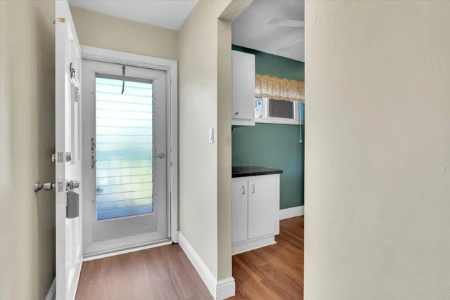 Unit 212 photo 7