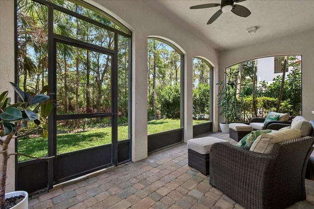 Evergrene Palm Beach Gardens Residence photo 25