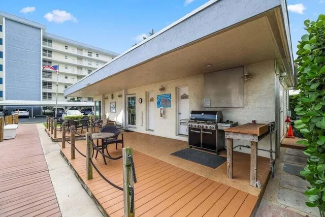 Unit 4205 photo 74