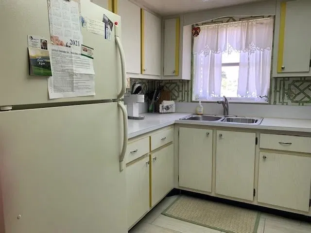  Unit M photo 10