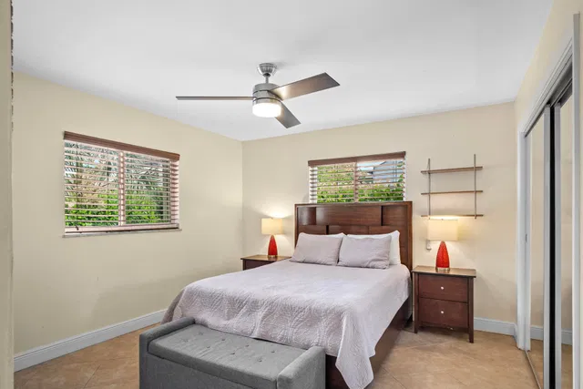 Residence photo 8