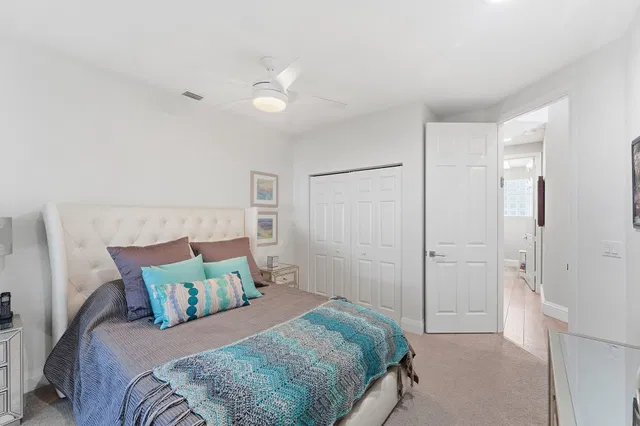 Residence photo 11