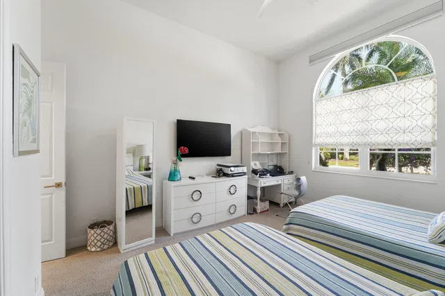 Residence photo 14