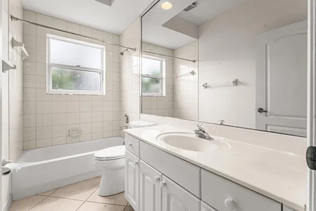 Residence photo 20