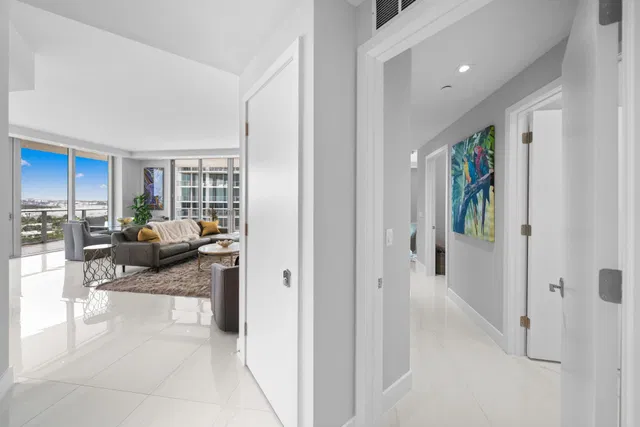 Amrit Ocean Resort & Residences Unit H-1608 photo 6