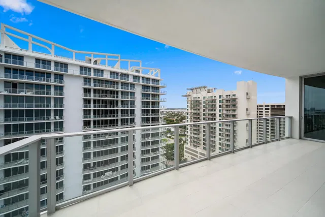 Amrit Ocean Resort & Residences Unit H-1608 photo 24