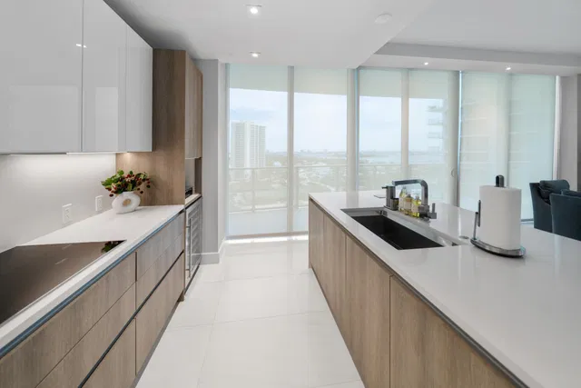 Amrit Ocean Resort & Residences Unit H-1608 photo 93