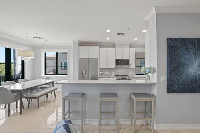 Residence photo 22