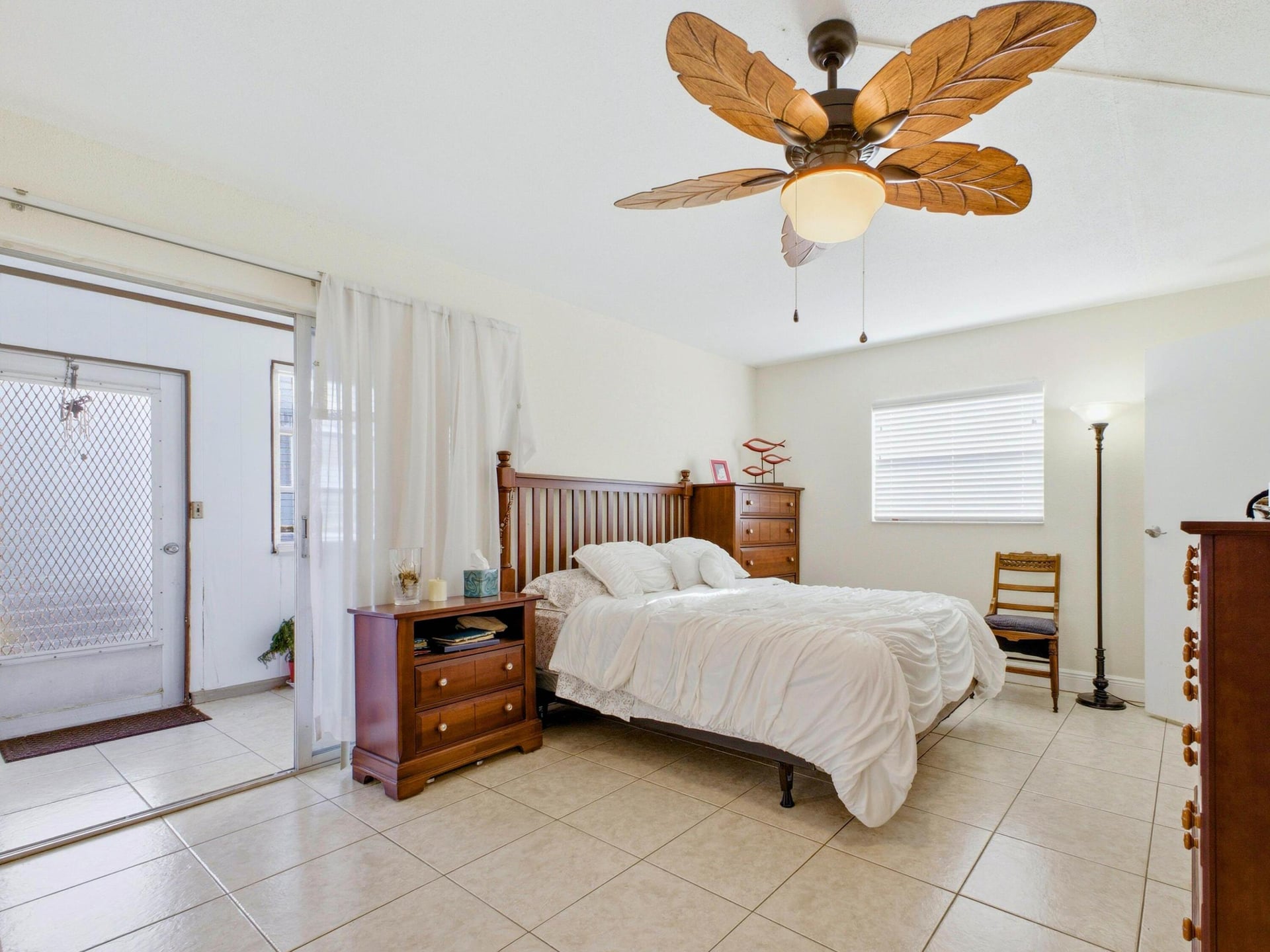 Residence photo 16