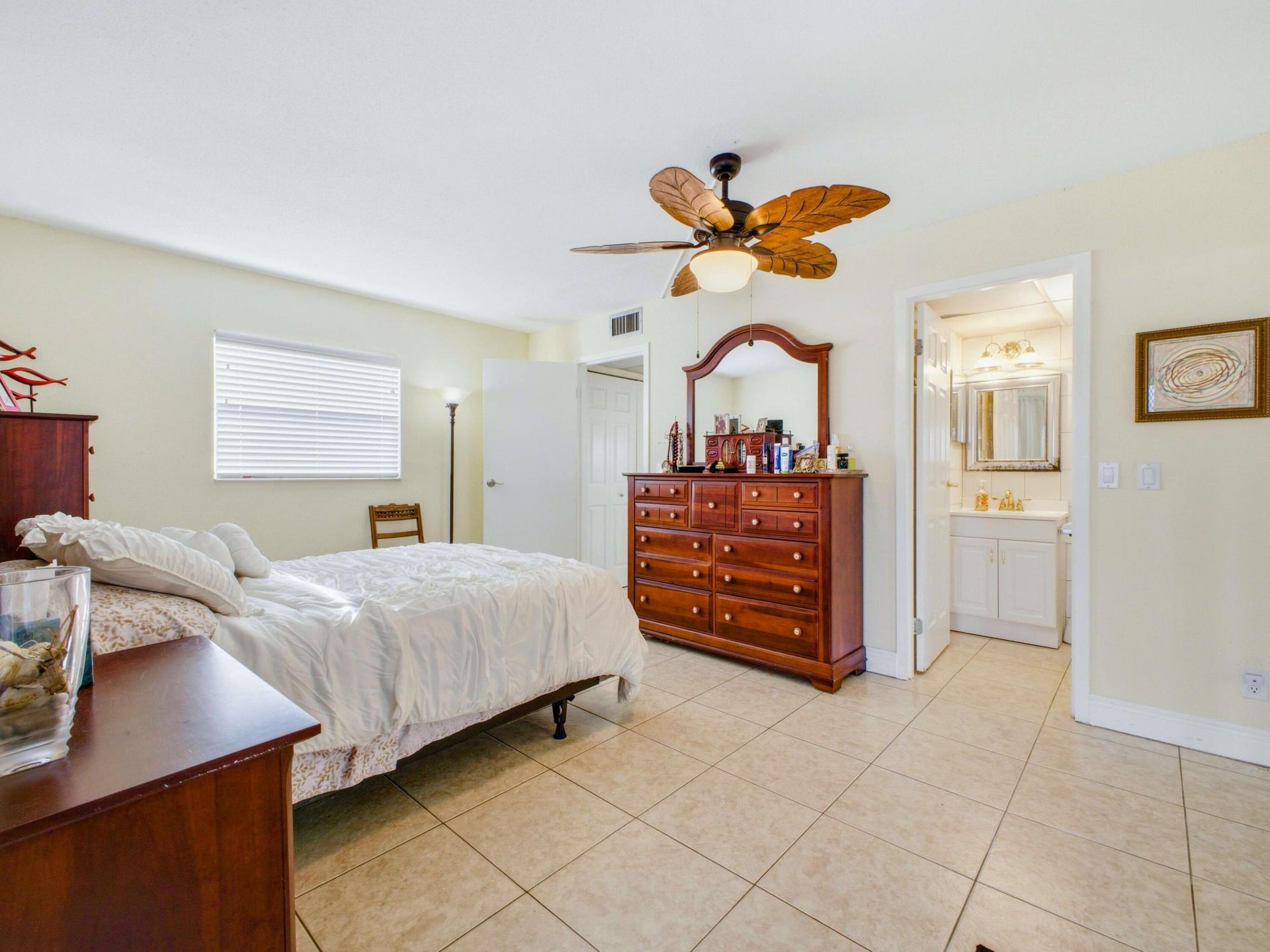 Residence photo 17
