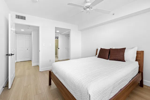 Flagler Pointe Unit 824 photo 16