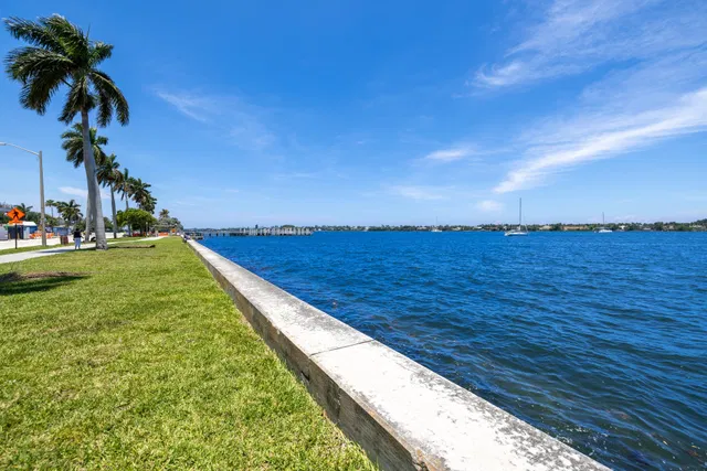 Flagler Pointe Unit 824 photo 51