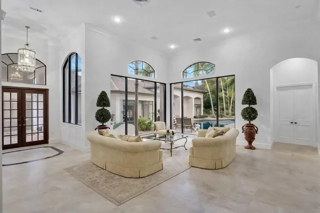 Woodfield Country Club Residence photo 5