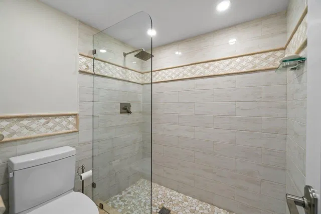  Unit 1001 photo 26