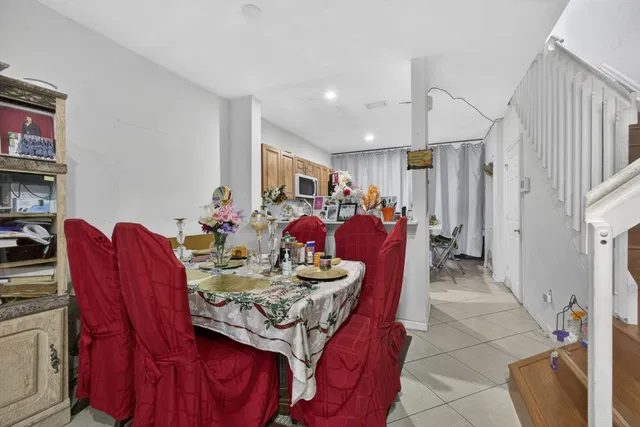 Residence photo 6