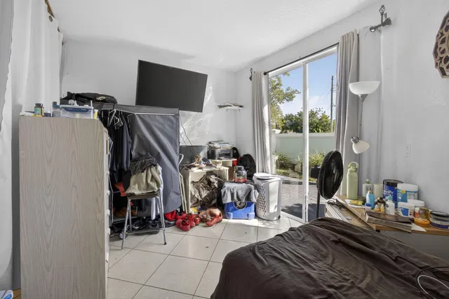 Residence photo 15