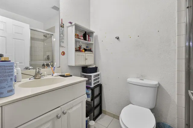 Residence photo 19