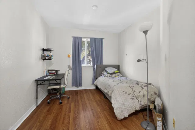 Residence photo 23