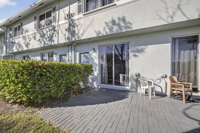 Residence photo 29