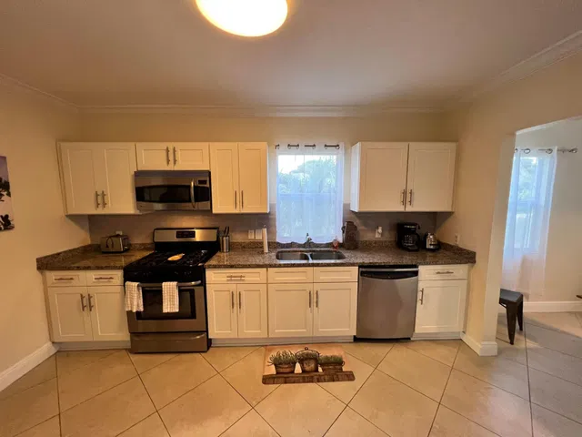 Old Northwood Unit 1-6 photo 23