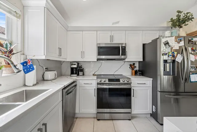 Residence photo 15