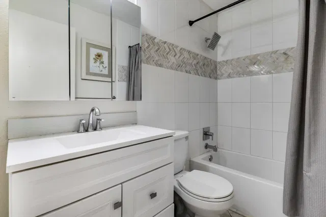  Residence photo 28