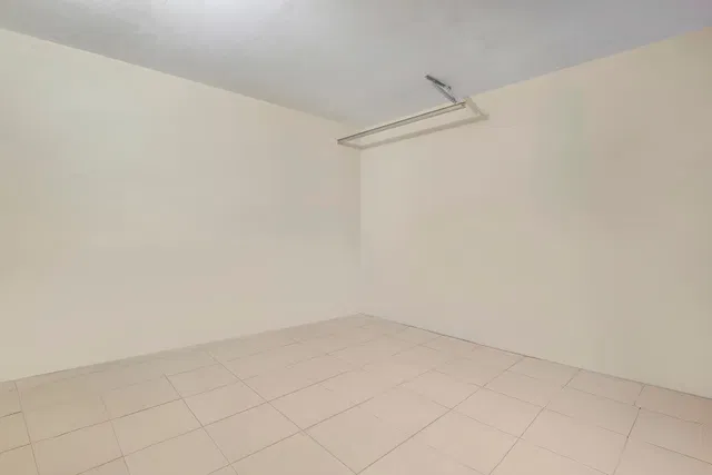  Residence photo 32