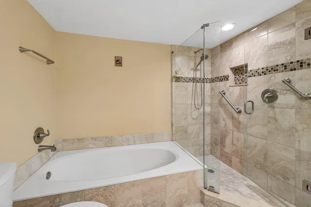  Unit 102 photo 18