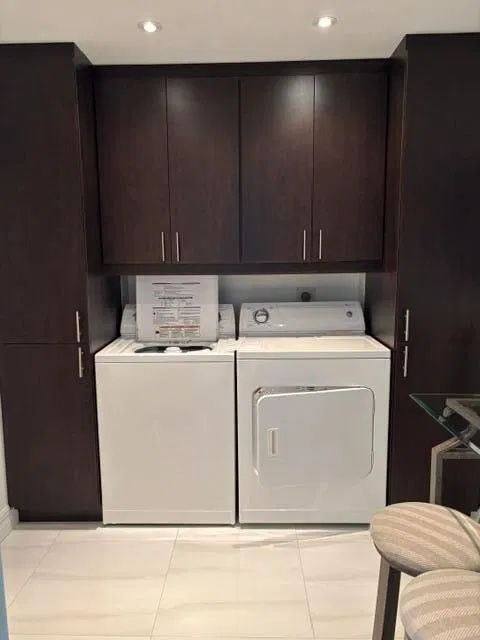 Unit 301 photo 15