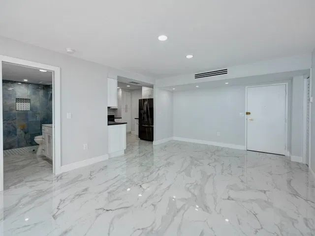 The Patrician of Palm Beach Unit 726 photo 11