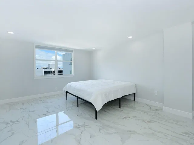 The Patrician of Palm Beach Unit 726 photo 16