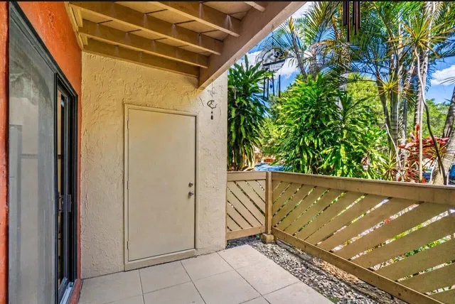 Unit 26 photo 21