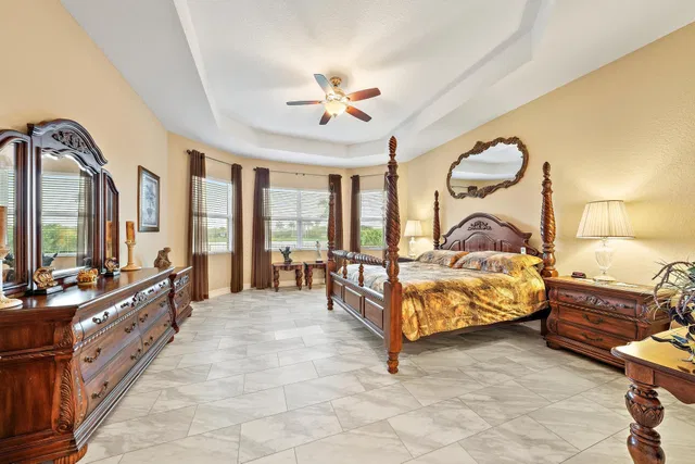 Residence photo 28