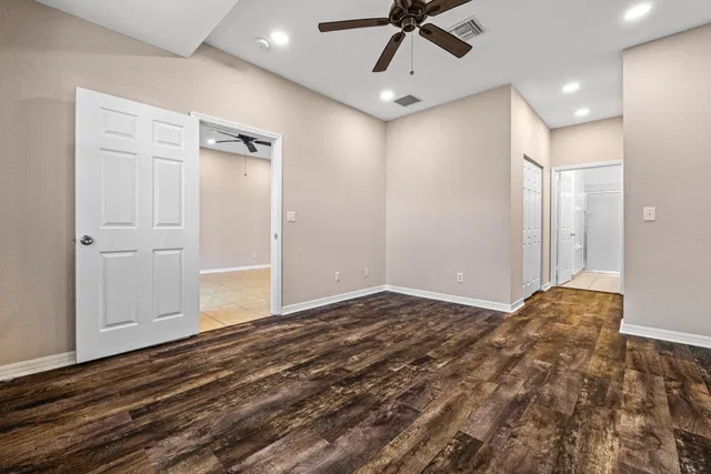 Residence photo 9