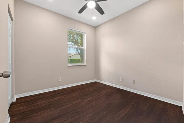 Residence photo 13