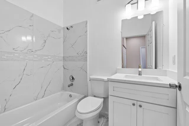 Residence photo 17