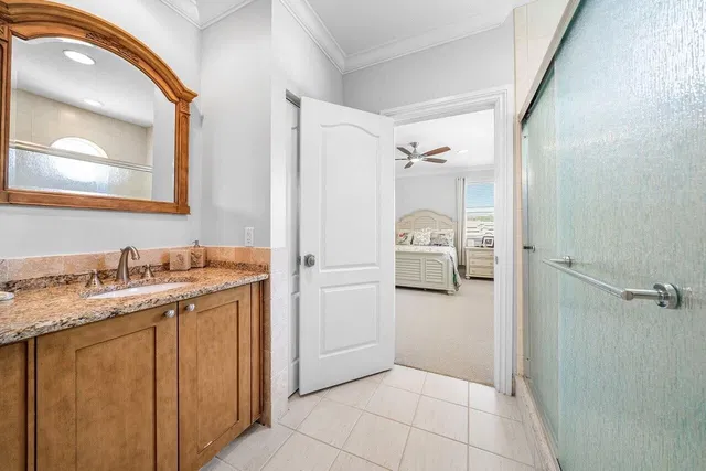 Residence photo 19