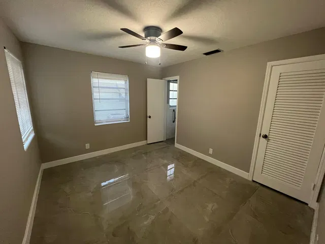 Residence photo 9
