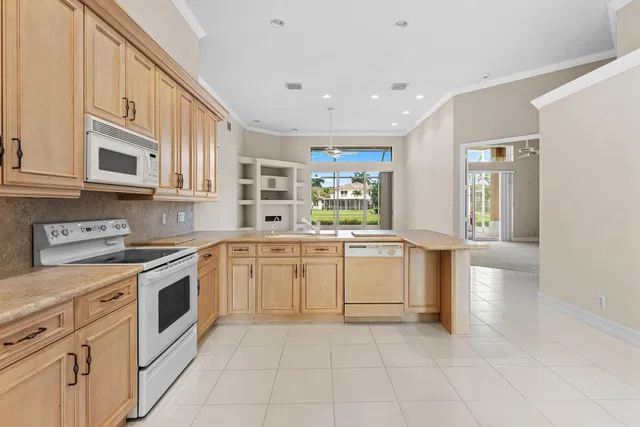 Boca Isles Residence photo 14