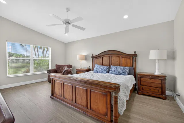  Residence photo 17